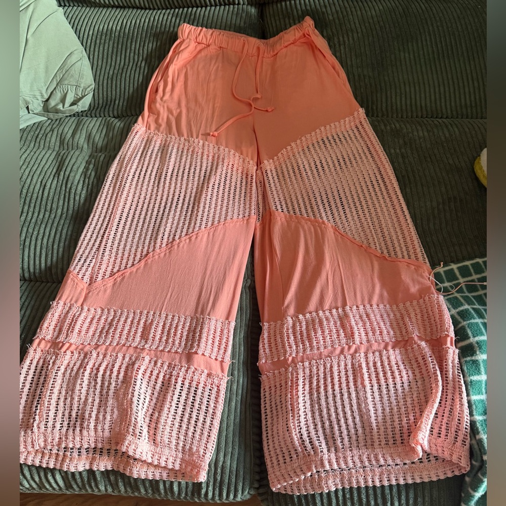 POL NWOT PINK WIDE LEG CROCHET LIGHTWEIGHT PANTS